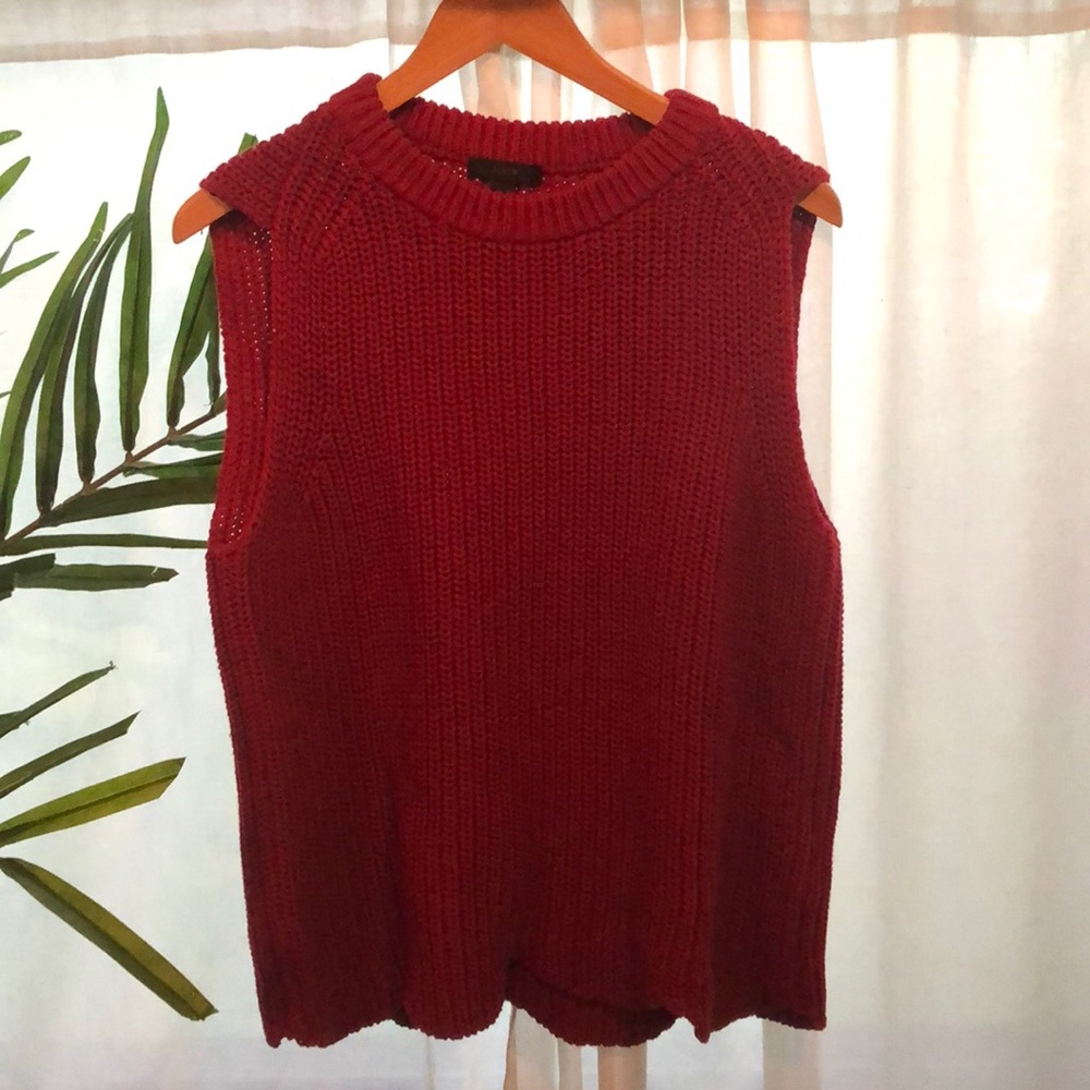 Sleeveless JCrew scalloped sweater